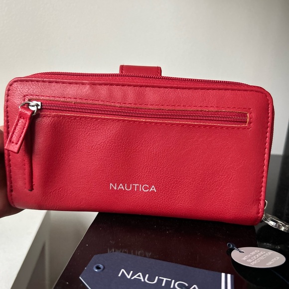 Nautica Red Wallet new - Picture 1 of 7